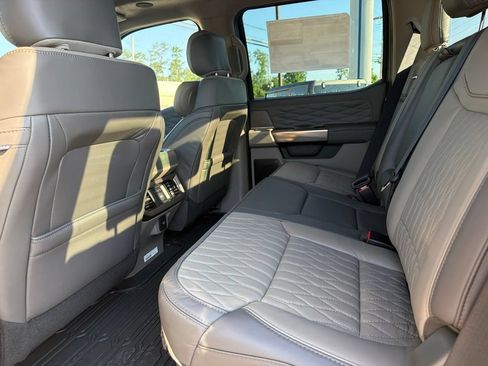 New 2026 Ford F250 Platinum w/ Platinum Plus Package AWD/4WD image 20