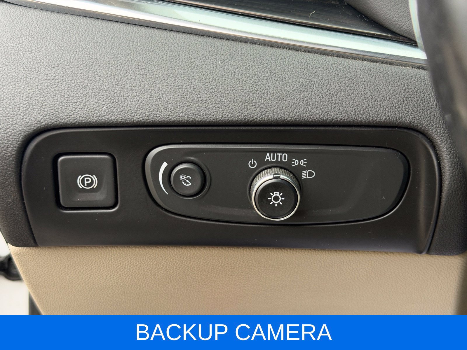 Used 2018 Buick Enclave Premium w/ Experience Buick Package AWD/4WD image 18