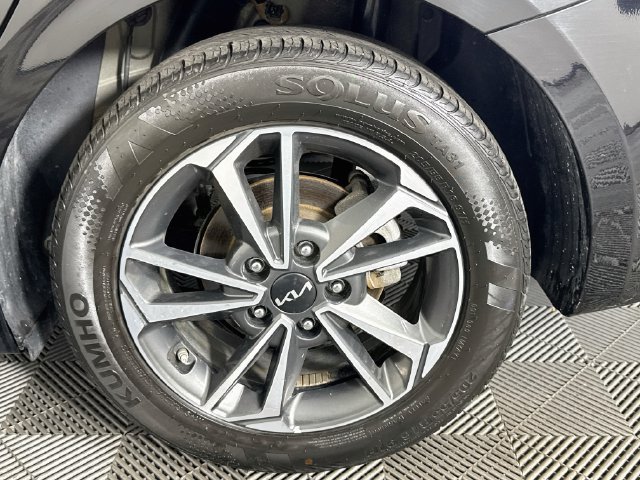 Used 2024 Kia Forte LXS FWD image 33