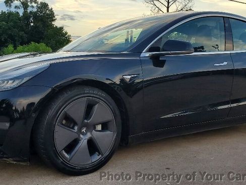 Used 2019 Tesla Model 3 Performance image 1