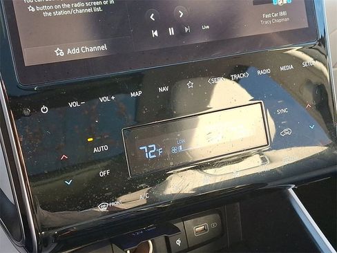 Used 2023 Hyundai Tucson Limited w/ Cargo Package image 17