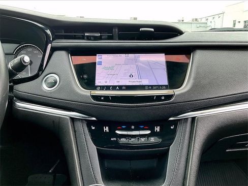 Used 2023 Cadillac XT5 Premium Luxury image 17
