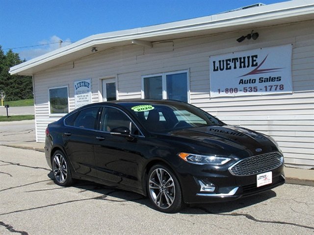 Used 2020 Ford Fusion Titanium FWD image 4