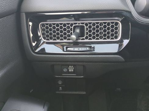 Used 2024 Honda Civic Sport image 17