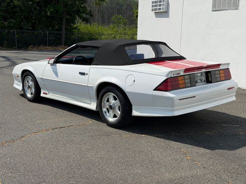 Used 1992 Chevrolet Camaro Z28 RWD image 10