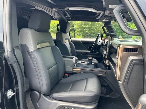Used 2025 GMC Hummer EV 3X AWD/4WD image 53