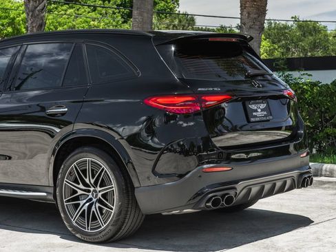 Used 2024 Mercedes-Benz GLC 43 AMG 4MATIC image 5