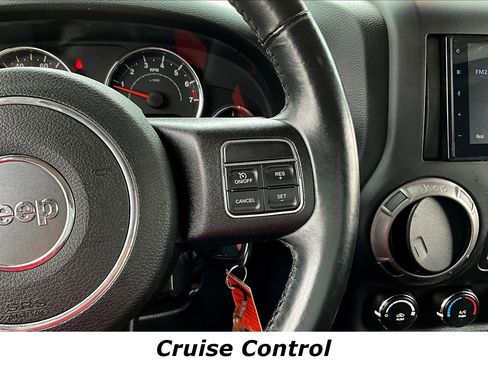 Used 2018 Jeep Wrangler Unlimited Sport S AWD/4WD image 12