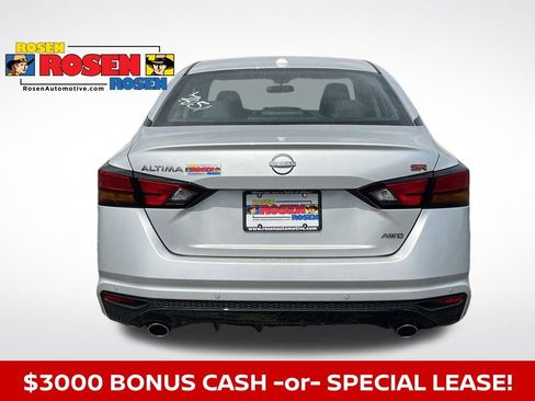 New 2025 Nissan Altima 2.5 SR w/ SR Premium Package image 4