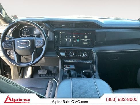 Used 2024 GMC Sierra 1500 AT4X image 10