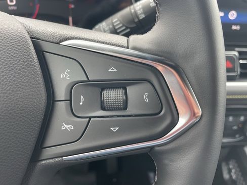 Used 2025 Chevrolet TrailBlazer ACTIV w/ Driver Confidence Package image 10