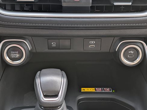 Used 2024 Toyota Grand Highlander AWD image 29