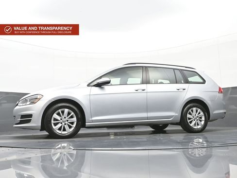 Used 2016 Volkswagen Golf S FWD image 40
