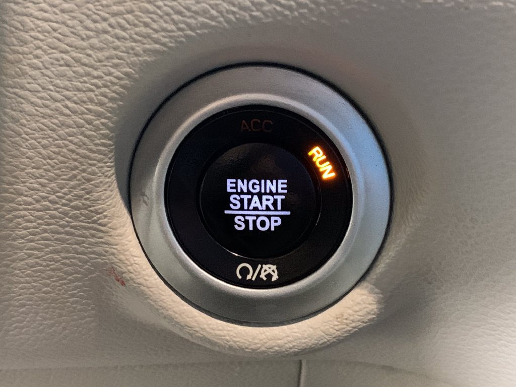 Used 2019 Chrysler Pacifica Touring-L Plus FWD image 27