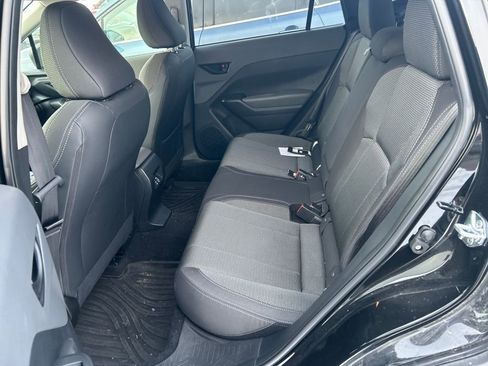 Used 2024 Subaru Crosstrek 2.0i Premium image 7