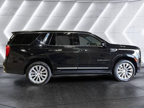 Used 2024 GMC Yukon Denali w/ Denali Reserve Package AWD/4WD image 7