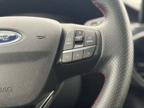 Used 2025 Ford Escape Active AWD/4WD image 24