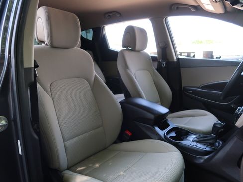 Used 2017 Hyundai Santa Fe Sport AWD/4WD image 13