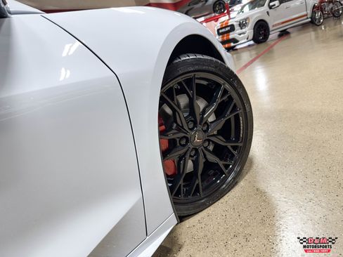 Used 2024 Chevrolet Corvette Stingray Coupe w/ Z51 Performance Package image 57