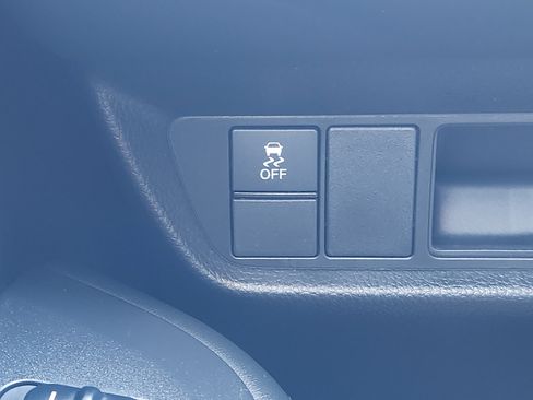 Certified 2023 Honda HR-V LX image 22