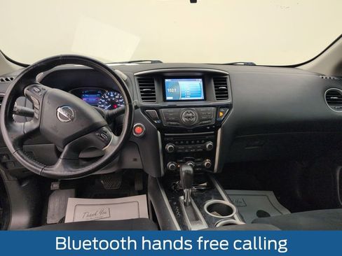 Used 2014 Nissan Pathfinder SV image 9