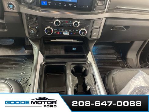 Used 2025 Ford F350 Platinum w/ Tremor Off-Road Package AWD/4WD image 17