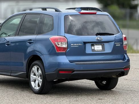Used 2016 Subaru Forester 2.5i Premium w/ All-Weather Package AWD/4WD image 16