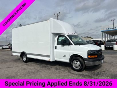 New 2026 Chevrolet Express 4500 w/ Power Convenience Package