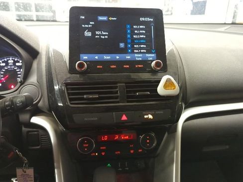 Used 2022 Mitsubishi Eclipse Cross LE AWD/4WD image 10