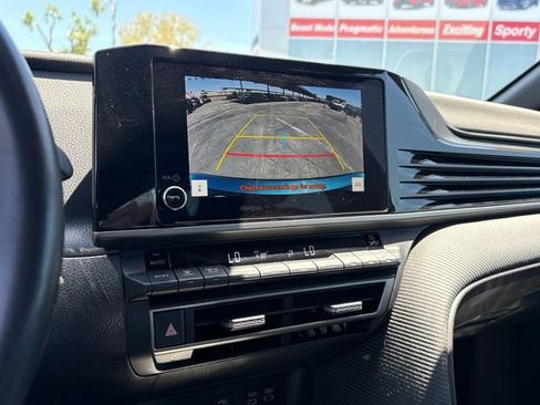 Certified 2025 Toyota Camry SE FWD image 21
