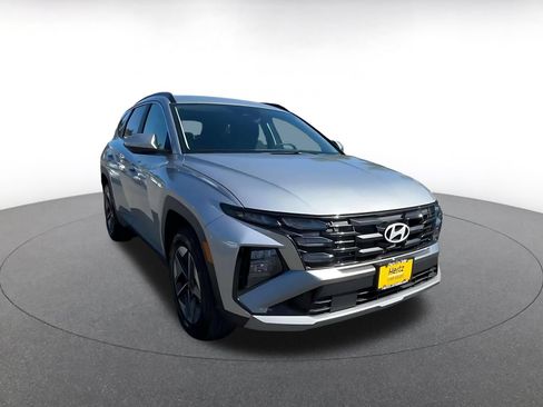 Used 2026 Hyundai Tucson SEL AWD/4WD image 3