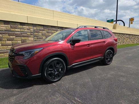 Used 2024 Subaru Ascent Onyx Edition AWD/4WD image 9