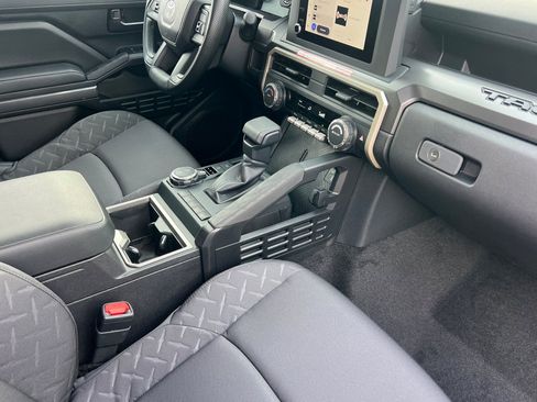 New 2026 Toyota Tacoma SR5 image 17