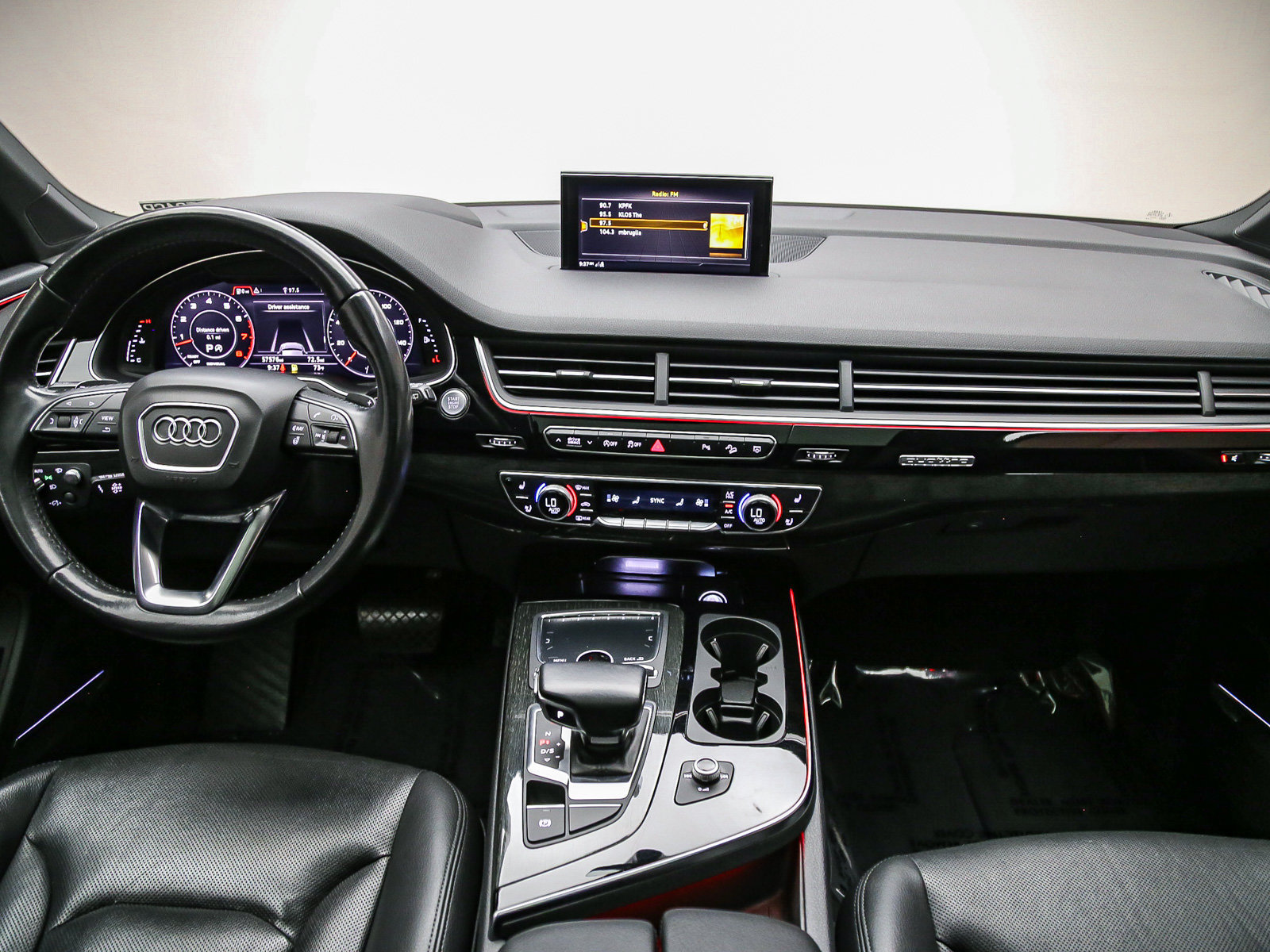 Used 2018 Audi Q7 3.0T Prestige w/ Prestige Package AWD/4WD image 13