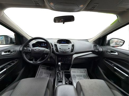 Used 2017 Ford Escape SE image 22