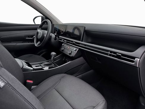 New 2026 Hyundai Tucson SE image 15