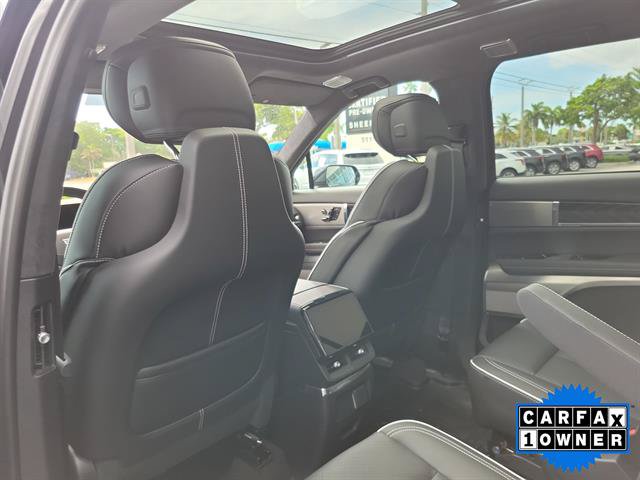 Certified 2026 Cadillac Vistiq Platinum w/ LPO, Floor Liner Package AWD/4WD image 28