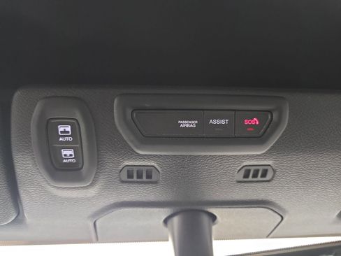 Used 2022 Jeep Wrangler Unlimited Sahara image 28