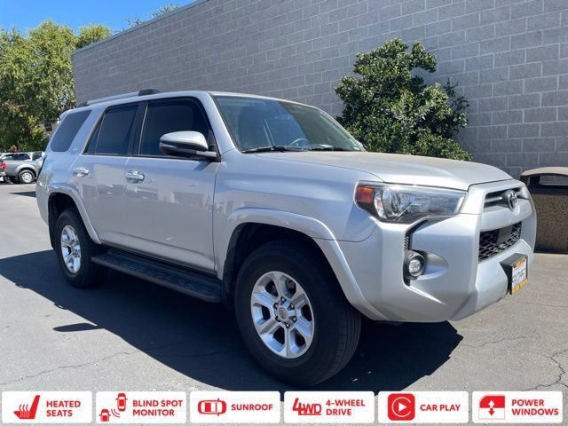 Used 2022 Toyota 4Runner SR5 Premium w/ Moonroof Package AWD/4WD image 1