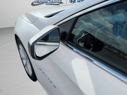 Used 2025 Chevrolet Malibu LT FWD image 25