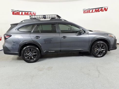 Certified 2025 Subaru Outback Onyx Edition AWD/4WD image 2