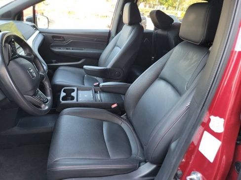 Used 2025 Honda Odyssey Sport-L image 11