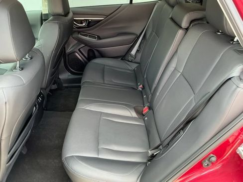 Certified 2025 Subaru Outback Limited AWD/4WD image 11