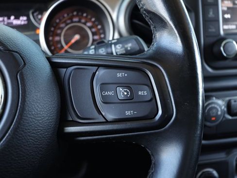 Used 2020 Jeep Wrangler Sport AWD/4WD image 13