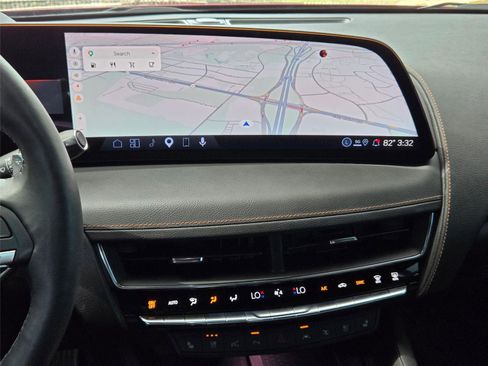 Used 2025 Cadillac CT5 V RWD image 18