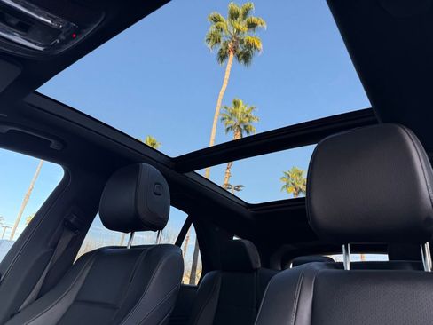 Certified 2024 Mercedes-Benz GLE 450 4MATIC image 2