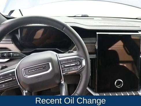 Used 2024 GMC Acadia Denali AWD/4WD image 16