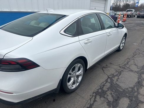 Used 2023 Honda Accord LX image 7