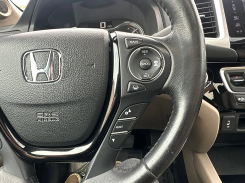 Used 2018 Honda Ridgeline RTL-E image 52