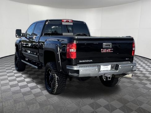 Used 2015 GMC Sierra 3500 SLT AWD/4WD image 4